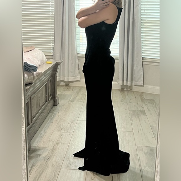 Badgley Mischka Black Halter Maxi Gown - Picture 4 of 5